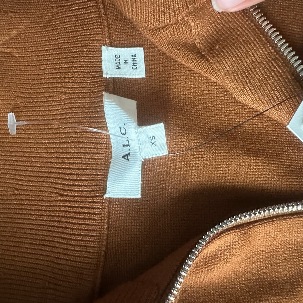 Elegant Rust Knit Dress - Picture 6 of 6